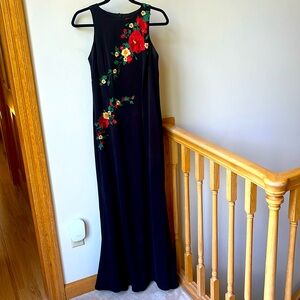 Carmen Marc Valvo Infusion Floral Beaded Embellished Black Maxi Dress Gown Sz 6